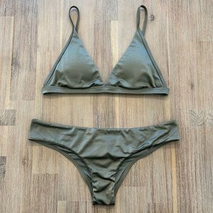 Billabong Size L Shiny Green Bikini